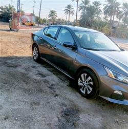 نيسان ألتيما